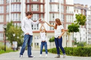 وقت گذراندن با خانواده ، محدود کردن مصرف اینترنت
